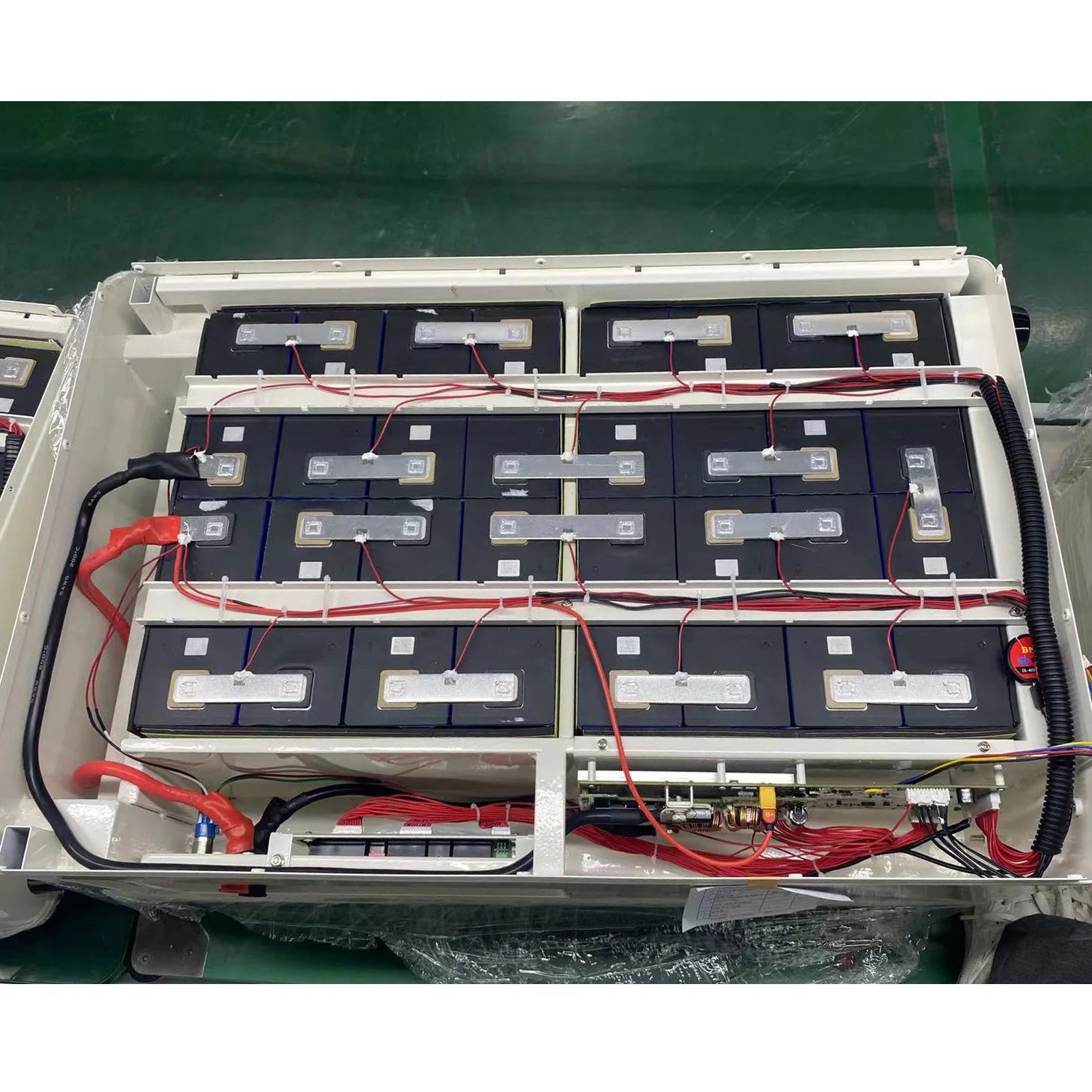HF 48V 100Ah LFP Lithium-Ion Battery Pack (US5000) for Solar Energy Storage Systems
